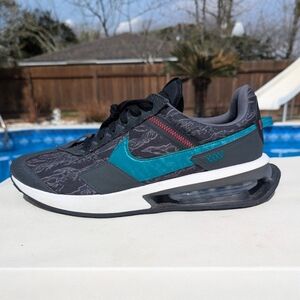 Nike Air Max Pre-Day SE Green Black 32W Freshwater Sneakers DH4642-001 Size 13